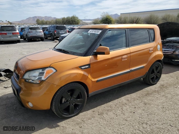 2010 Kia Soul ! with VIN KNDJT2A23A7107737, listed as a Copart auction lot 47076205 with 84,872 mi miles and Salvage Title. Bid and sale history available at carsss.com. Image 1.