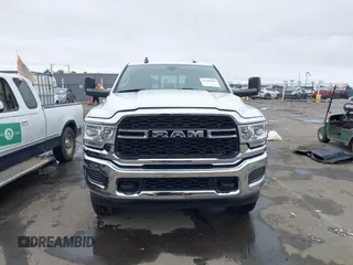 2020 Ram 2500 Tradesman with VIN 3C6UR5CL8LG189305, listed as a IAAI auction lot 41196823 with 35,248 mi miles. Bid and sale history available at carsss.com. Image 12.