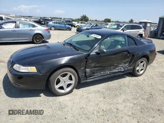 2000 Ford Mustang with VIN 1FAFP4045YF241647, listed as a Copart auction lot 59395865 with 178,818 mi miles and Salvage title. Bid and sale history available at DreamBid. Image 1.