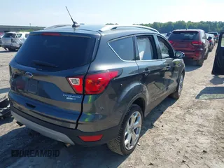 2019 Ford Escape Titanium с VIN 1FMCU9J94KUC24611, выставлен на аукционе IAAI как лот 42595286 с пробегом 77 280 миль миль и . История ставок и продаж доступна на DreamBid. Изображение 4.