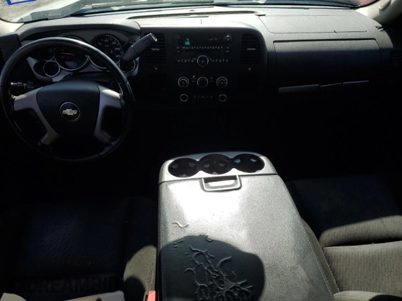2010 Chevrolet Silverado 1500 LT with VIN 1GCSCSEA8AZ123006, listed as a Copart auction lot 67343274 with 114,877 mi miles and Salvage Title. Bid and sale history available at DreamBid. Image 8.