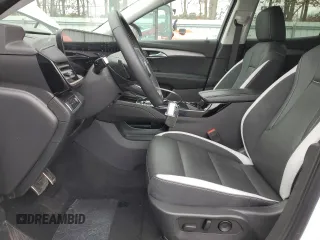 2024 Buick Envision Sport Touring with VIN LRBFZPE41RD073841, listed as a Copart auction lot 45189835 with 7,898 mi miles and Clean Title. Bid and sale history available at carsss.com. Image 7.