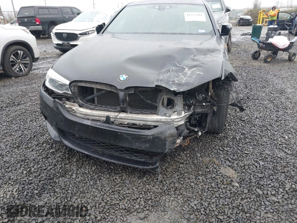 2017 BMW 5 Series 540i with VIN WBAJE5C3XHG917472, listed as a IAAI auction lot 41323501 with 123,247 mi miles and . Bid and sale history available at carsss.com. Image 6.