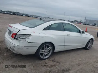 2013 Mercedes-Benz E-Class E 350 with VIN WDDKJ8JB8DF214490, listed as a IAAI auction lot 41500949 with 156,566 mi miles. Bid and sale history available at carsss.com. Image 13.