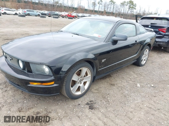 2006 Ford Mustang GT Deluxe with VIN 1ZVHT82H965112395, listed as a IAAI auction lot 41895837 with 89,804 mi miles and . Bid and sale history available at carsss.com. Image 17.