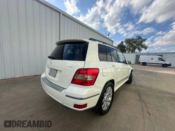 2012 Mercedes-Benz GLK 350 with VIN WDCGG8HBXCF939456, listed as a Copart auction lot 78758344 with 117,628 mi miles and Clean Title. Bid and sale history available at DreamBid. Image 4.