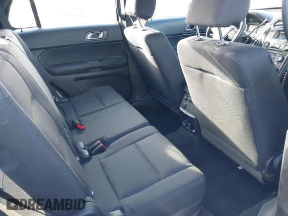 2016 Ford Police Interceptor Utility z VIN 1FM5K8ARXGGA96972, wystawiony jako IAAI lot #41375913 z przebiegiem 113 215 mil mil oraz . Historia ofert i sprzedaży dostępna na DreamBid. Obrazek 8.