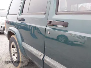 2001 Jeep Cherokee Sport with VIN 1J4FF48S51L561438, listed as a IAAI auction lot 41965207 with 222,868 mi miles and . Bid and sale history available at DreamBid. Image 15.