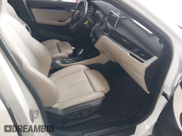 2022 BMW X2 sDrive28i z VIN WBXYH9C08N5U29086, wystawiony jako IAAI lot #42119627 z przebiegiem 76 364 mil mil oraz . Historia ofert i sprzedaży dostępna na DreamBid. Obrazek 5.