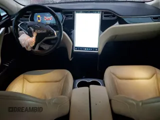 2015 Tesla Model S 85D with VIN 5YJSA1E26FF115945, listed as a Copart auction lot 42994765 with 95,746 mi miles and Salvage Title. Bid and sale history available at carsss.com. Image 8.