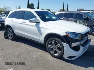 2019 Mercedes-Benz GLC with VIN WDC0G4JB0KV172130, listed as a IAAI auction lot 42094565 with 40,013 mi miles. Bid and sale history available at carsss.com. Image 1.