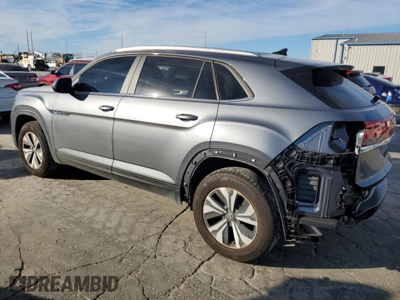 2024 Volkswagen Atlas SE with VIN 1V2DE2CA3RC244772, listed as a Copart auction lot 81523574 with 7,369 mi miles and Salvage title. Bid and sale history available at DreamBid. Image 2.
