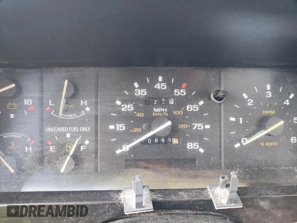 1990 Ford Ranger with VIN 1FTCR10T5LUB33370, listed as a Copart auction lot 56433285 with 110,895 mi miles and Clean title. Bid and sale history available at DreamBid. Image 8.
