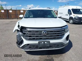 2024 Volkswagen Atlas SE with VIN 1V2HR2CA8RC580455, listed as a IAAI auction lot 42282323 with 13,549 mi miles and . Bid and sale history available at DreamBid. Image 12.