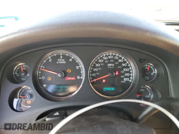 2008 GMC Sierra Denali z VIN 2GTEK638481300628, wystawiony jako Copart lot #46899905 z przebiegiem 186 131 mil mil oraz Szkody całkowita. Historia ofert i sprzedaży dostępna na DreamBid. Obrazek 9.