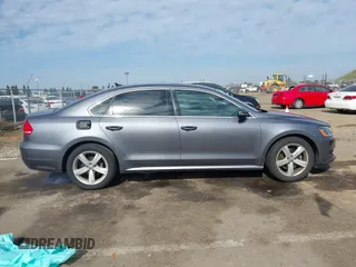 2012 Volkswagen Passat SE z VIN 1VWBP7A35CC024137, wystawiony jako IAAI lot #41572782 z przebiegiem 138 827 mil mil oraz . Historia ofert i sprzedaży dostępna na DreamBid. Obrazek 13.