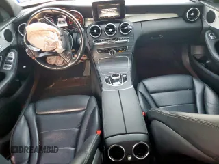 2018 Mercedes-Benz C 300 z VIN 55SWF4JB7JU263457, wystawiony jako Copart lot #58995055 z przebiegiem 78 538 mil mil oraz Szkoda całkowita • Salvage title. Historia ofert i sprzedaży dostępna na DreamBid. Obrazek 8.