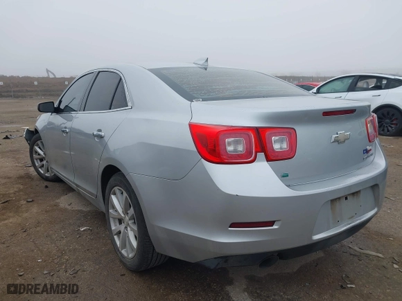 2015 Chevrolet Malibu LTZ with VIN 1G11F5SL9FU105265, listed as a IAAI auction lot 41506869 with 200,534 mi miles. Bid and sale history available at carsss.com. Image 3.