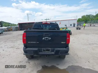 2017 Chevrolet Colorado 4WD Z71 z VIN 1GCGTDENXH1223251, wystawiony jako IAAI lot #42205600 z przebiegiem 108 994 mil mil oraz . Historia ofert i sprzedaży dostępna na DreamBid. Obrazek 17.