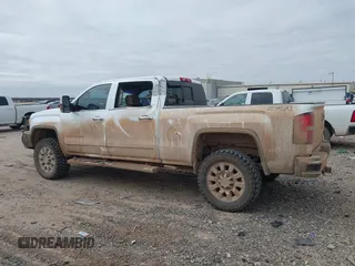 2015 GMC Sierra 2500HD available WiFi Denali with VIN 1GT120E84FF642823, listed as a IAAI auction lot 41593286 with 148,038 mi miles. Bid and sale history available at carsss.com. Image 14.