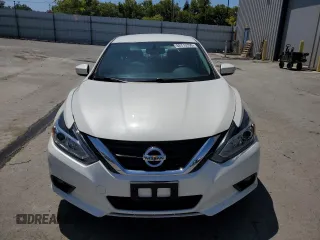 2017 Nissan Altima SL with VIN 1N4AL3AP2HC113313, listed as a Copart auction lot 62713795 with 90,663 mi miles and Salvage title. Bid and sale history available at DreamBid. Image 5.