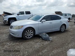 2008 Lexus LS 460 with VIN JTHBL46F285071135, listed as a Copart auction lot 52259555 with 206,492 mi miles and Clean Title. Bid and sale history available at carsss.com. Image 1.