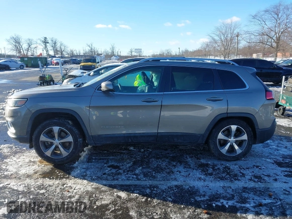 2019 Jeep Cherokee Limited with VIN 1C4PJMDX5KD441256, listed as a IAAI auction lot 41270619 with 83,309 mi miles and . Bid and sale history available at DreamBid. Image 14.