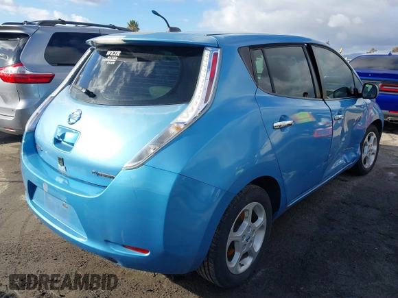 2011 Nissan LEAF SL-e with VIN JN1AZ0CPXBT007951, listed as a IAAI auction lot 41529439 with 123,737 mi miles. Bid and sale history available at carsss.com. Image 4.