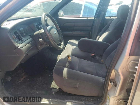 2006 Ford Police Interceptor z VIN 2FAFP71W96X163568, wystawiony jako Copart lot #62368215 z przebiegiem 116 536 mil mil oraz Szkoda całkowita • Salvage title. Historia ofert i sprzedaży dostępna na DreamBid. Obrazek 7.