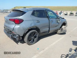 2024 Buick Encore GX Sport Touring с VIN KL4AMESL8RB122520, выставлен на аукционе IAAI как лот 42100439 с пробегом 15 787 миль миль и . История ставок и продаж доступна на DreamBid. Изображение 4.