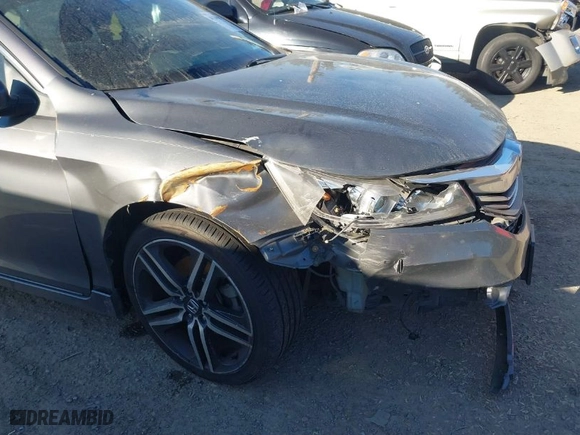 2016 Honda Accord Sedan Sport with VIN 1HGCR2F54GA095668, listed as a IAAI auction lot 41369867 with 174,704 mi miles. Bid and sale history available at carsss.com. Image 6.