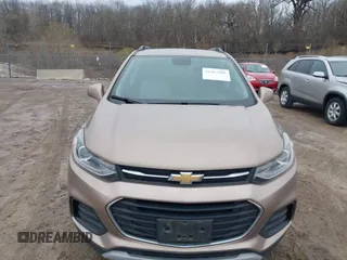 2018 Chevrolet Trax LT with VIN 3GNCJPSB1JL361640, listed as a IAAI auction lot 41967888 with 149,944 mi miles. Bid and sale history available at carsss.com. Image 6.