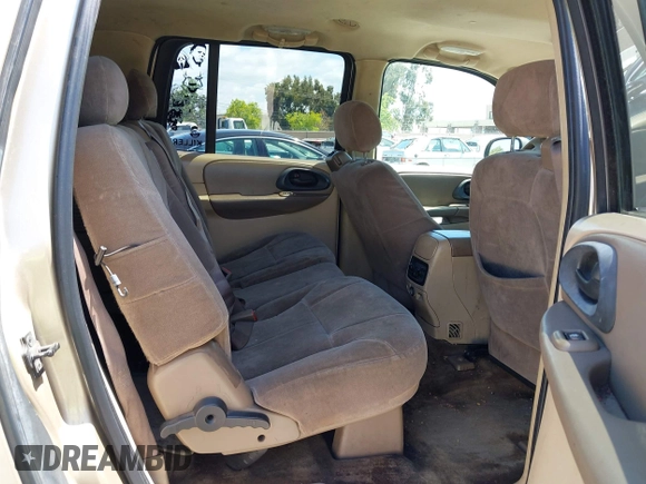 2004 Chevrolet TrailBlazer EXT LT with VIN 1GNES16S346122411, listed as a IAAI auction lot 42131580 with 194,578 mi miles. Bid and sale history available at carsss.com. Image 8.
