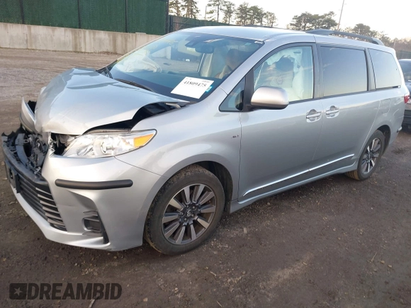 2019 Toyota Sienna LE with VIN 5TDJZ3DC1KS223552, listed as a IAAI auction lot 41809475 with 77,809 mi miles. Bid and sale history available at carsss.com. Image 20.
