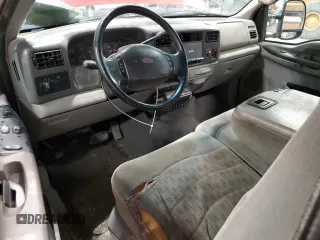 2000 Ford F-250 XL z VIN 1FTNX21S5YEC10427, wystawiony jako Copart lot #59093625 z przebiegiem 111 585 mil mil oraz Szkoda całkowita • Salvage title. Historia ofert i sprzedaży dostępna na DreamBid. Obrazek 8.