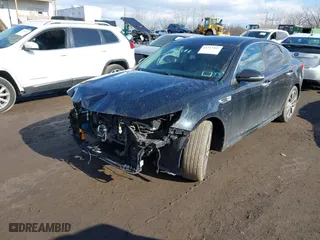 2018 Kia Optima LX with VIN 5XXGT4L30JG253032, listed as a IAAI auction lot 41513307 with NaN miles. Bid and sale history available at carsss.com. Image 20.