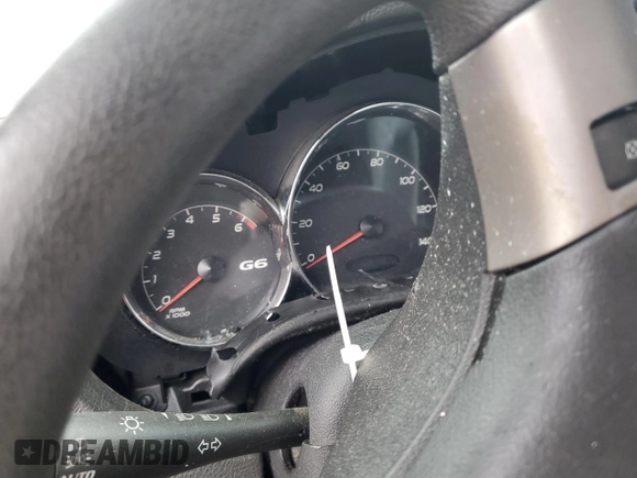 2006 Pontiac G6 GT with VIN 1G2ZH158464178231, listed as a Copart auction lot 44640275 with 0 mi miles and Salvage Title. Bid and sale history available at carsss.com. Image 9.