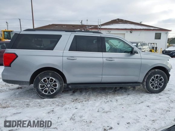 2024 Ford Expedition Max XLT with VIN 1FMJK1J82REA48491, listed as a IAAI auction lot 41272798 with 28,000 mi miles and . Bid and sale history available at DreamBid. Image 13.