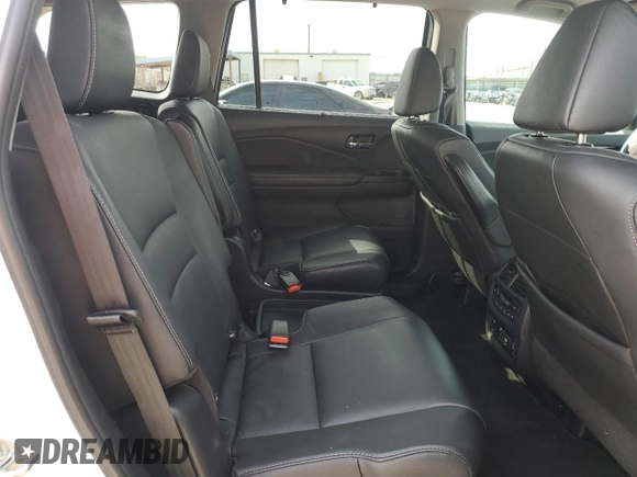 2022 Honda Pilot Touring 7-Passenger with VIN 5FNYF6H67NB018467, listed as a Copart auction lot 45358605 with 29,268 mi miles and Salvage Title. Bid and sale history available at carsss.com. Image 11.