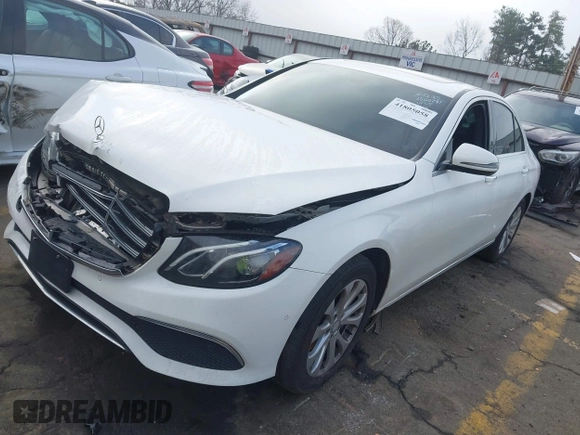 2017 Mercedes-Benz E-Class E 300 Luxury with VIN WDDZF4KB9HA072483, listed as a IAAI auction lot 41805058 with 131,890 mi miles. Bid and sale history available at carsss.com. Image 2.