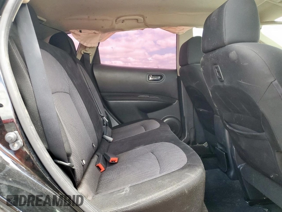 2011 Nissan Rogue SV z VIN JN8AS5MT6BW164860, wystawiony jako Copart lot #56152255 z przebiegiem 163 967 mil mil oraz Szkoda całkowita • Salvage title. Historia ofert i sprzedaży dostępna na DreamBid. Obrazek 11.
