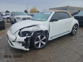 2013 Volkswagen Beetle with VIN 3VW7S7AT4DM827347, listed as a Copart auction lot 78689314 with 137,114 mi miles and Salvage Title. Bid and sale history available at DreamBid. Image 1.