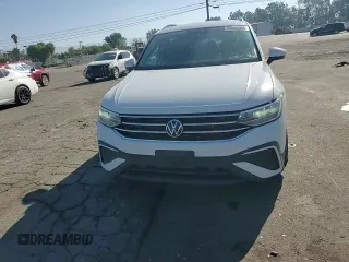 2022 Volkswagen Tiguan S with VIN 3VV1B7AXXNM120171, listed as a Copart auction lot 55880305 with 49,830 mi miles and Salvage title. Bid and sale history available at DreamBid. Image 14.