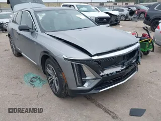2024 Cadillac LYRIQ Luxury z VIN 1GYKPRRK9RZ105958, wystawiony jako IAAI lot #41583308 z przebiegiem 20 235 mil mil oraz . Historia ofert i sprzedaży dostępna na DreamBid. Obrazek 1.