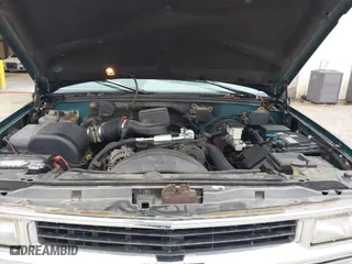 1996 Chevrolet Tahoe with VIN 1GNEK13R1TJ388054, listed as a IAAI auction lot 41368047 with 155,138 mi miles. Bid and sale history available at carsss.com. Image 10.