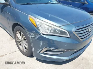 2015 Hyundai Sonata SE z VIN 5NPE24AF2FH243041, wystawiony jako IAAI lot #41978209 z przebiegiem 132 606 mil mil oraz . Historia ofert i sprzedaży dostępna na DreamBid. Obrazek 6.