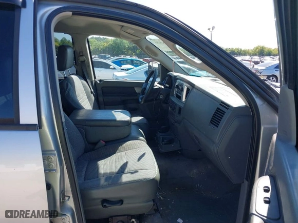 2008 Dodge Ram 2500 SLT with VIN 3D7KS28A48G192256, listed as a IAAI auction lot 41839295 with 205,584 mi miles. Bid and sale history available at carsss.com. Image 5.