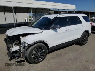 2019 Ford Explorer XLT z VIN 1FM5K7D80KGA73464, wystawiony jako Copart lot #57432355 z przebiegiem 54 822 mil mil oraz Szkoda całkowita • Salvage title. Historia ofert i sprzedaży dostępna na DreamBid. Obrazek 1.