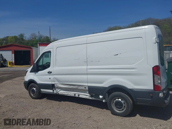2017 Ford Transit z VIN 1FTYR2CM2HKA84048, wystawiony jako IAAI lot #42061360 z przebiegiem 219 456 mil mil oraz . Historia ofert i sprzedaży dostępna na DreamBid. Obrazek 15.