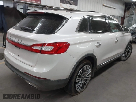 2017 Lincoln MKX Reserve with VIN 2LMPJ6LR0HBL13455, listed as a IAAI auction lot 41740678 with 70,038 mi miles. Bid and sale history available at carsss.com. Image 4.